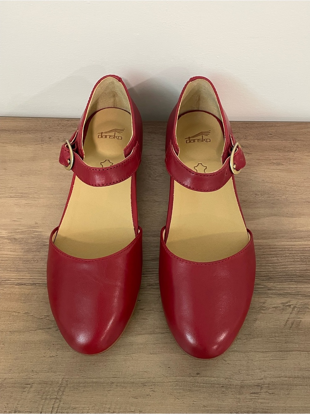 NEW Dansko Women’s Liv Nappa Mary Jane Flat in Red, Size 8, EU 38